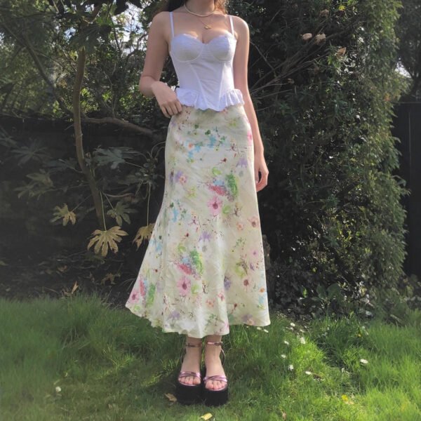 Sweet Girl Floral Waist-Slimming Long Fishtail Skirt – Elegant & Feminine