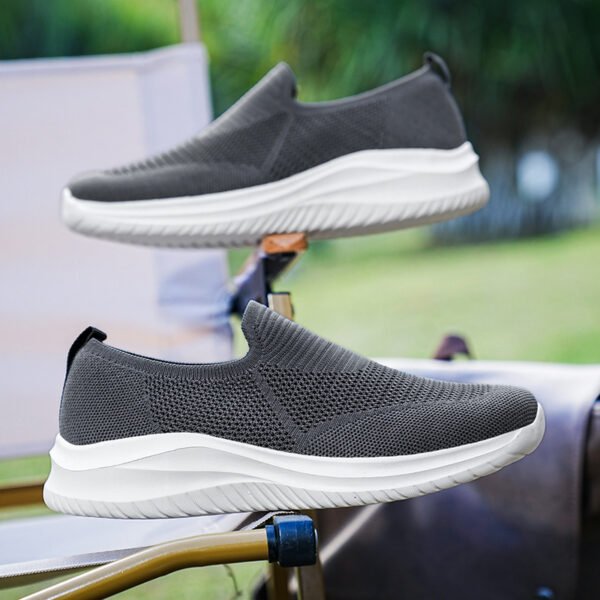 Men's Mesh Flying Woven Loafers – Lightweight Breathable Slip-On Sports Shoes