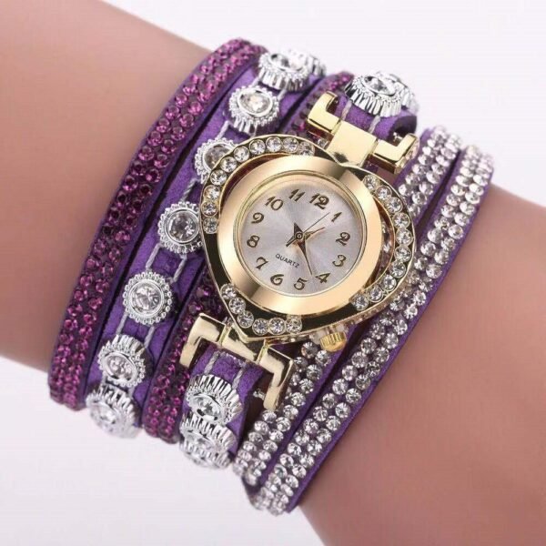 Personality Heart-Shaped Diamond Dial Watch with Multi-Color Bracelet – Casual & Chic