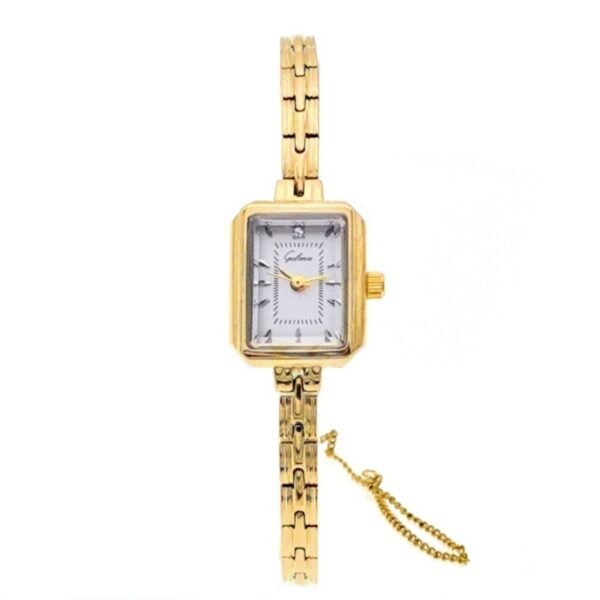 Mini Gold Chain Women's Quartz Watch – Elegant, Lightweight & Chic