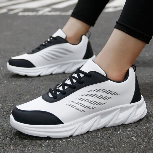 Men’s Lightweight Leather Running Shoes – Soft Sole Casual Sneakers for Teens