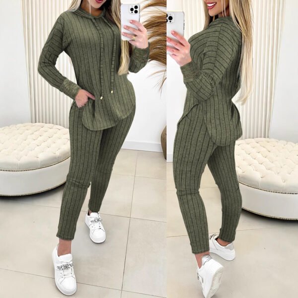 Comfortable & Casual 2-Piece Suit Set with Long Coat and Sleeveless Top