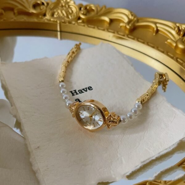 Women's Light Luxury Pearl Bracelet Watch – Elegant, Artistic & High-Grade Style